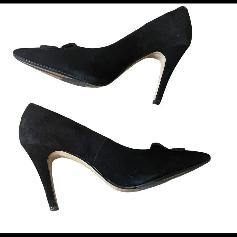 Banana Republic Black Suede Buckle Pumps 7.5 - Picture 5 of 8